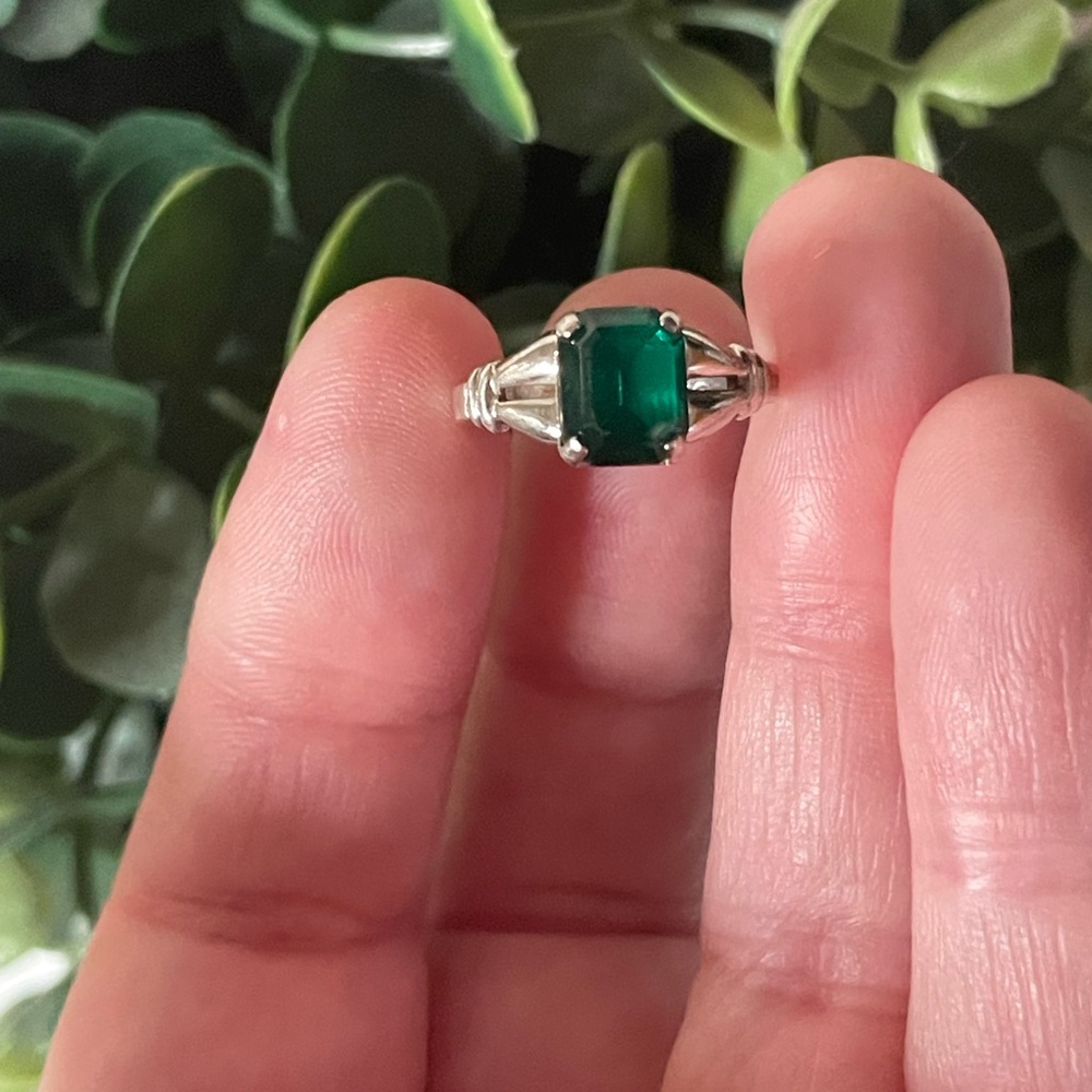 Vintage Antique Vargas Stamped Sterling Silver Emerald Ring 4.5 May Birthstone